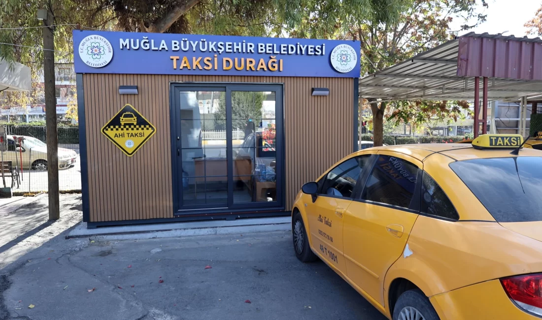 Muğla Büyükşehir Belediyesi, kent estetiğini ve taksici esnafının konforunu artırmak