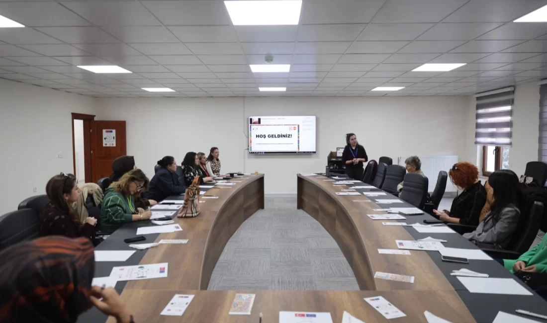 Nevşehir Belediyesi müdürlüklerinden görevlendirilen personellere yönelik Kadın Dostu Kentler(KDK) programı