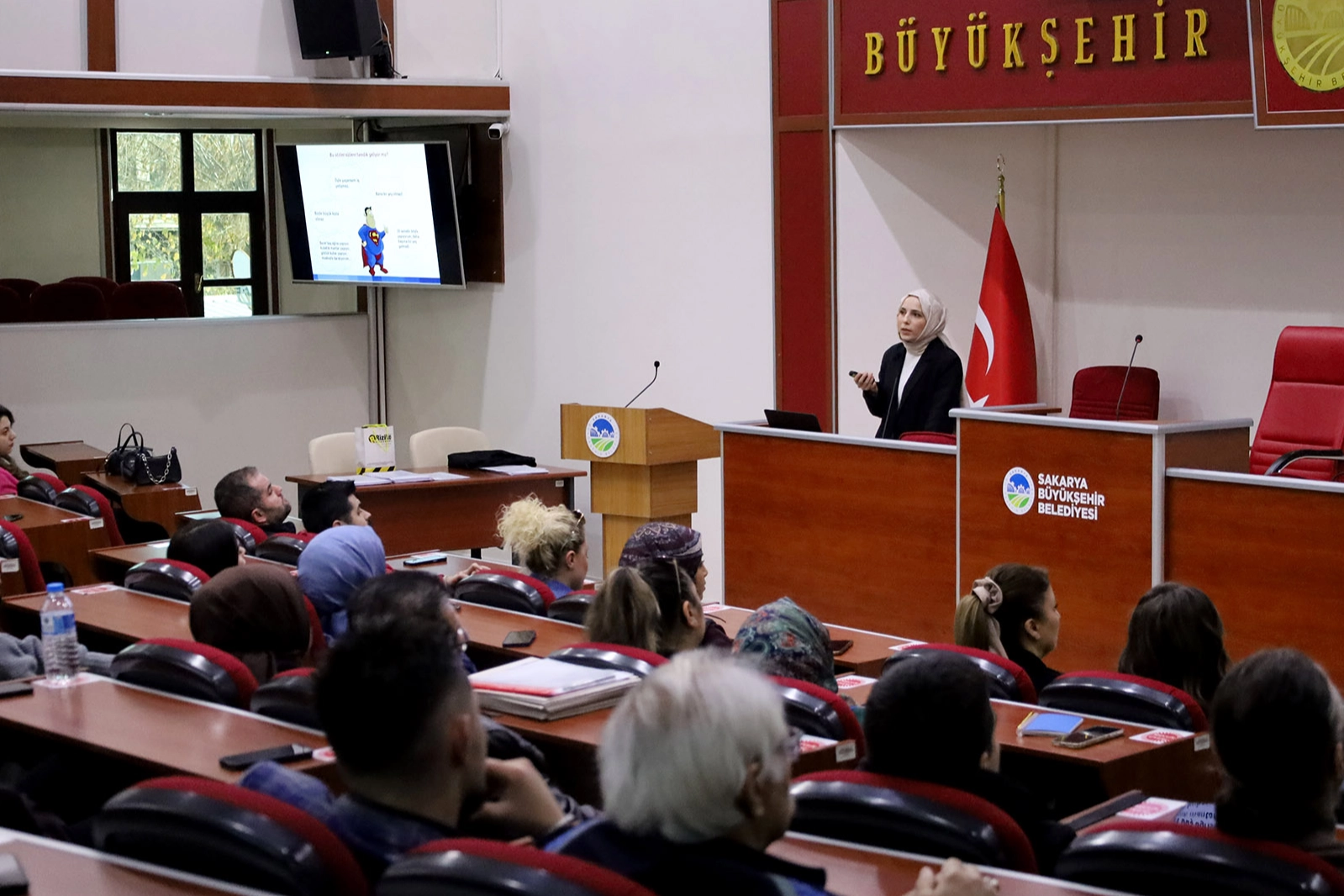 Sakarya Büyükşehir Belediyesi, çalışanlarının sağlıklı ve güvenli koşullarda görevlerini yapabilmesi