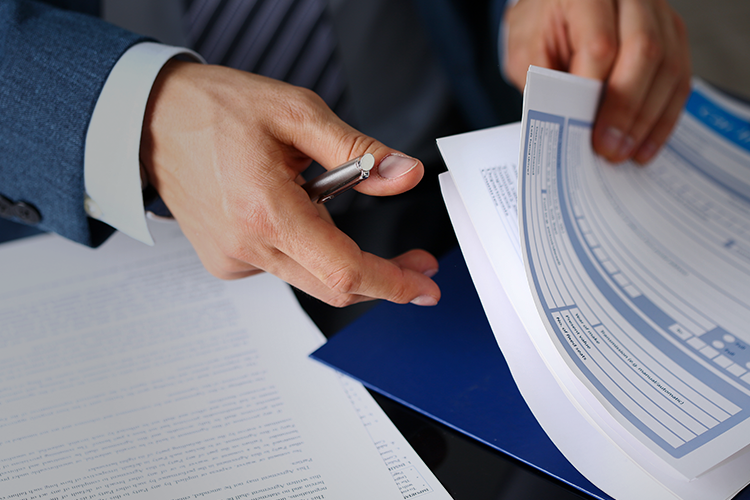 Sağlık sigortası, bireylerin sağlık hizmetlerine erişimini güvence altına alan önemli