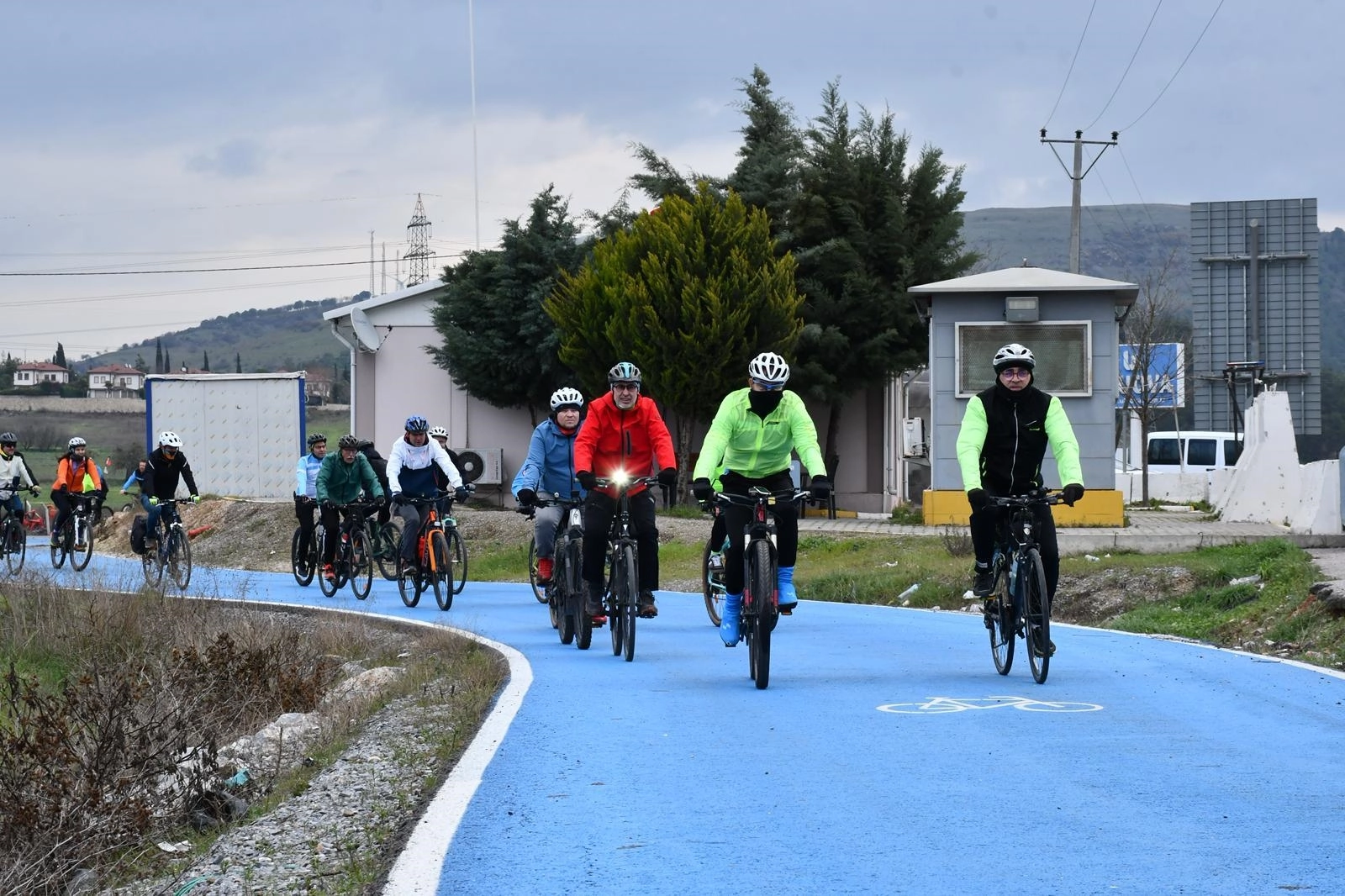 Balıkesir Büyükşehir Belediyesi, her ayın ilk pazar günü geleneksel hale
