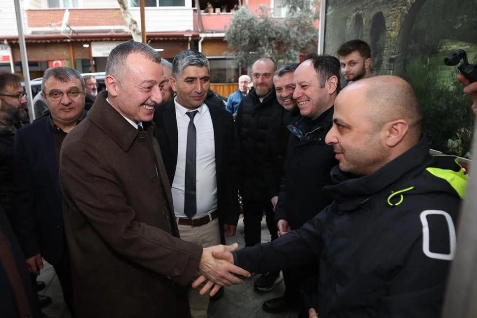 Kocaeli Büyükşehir Belediye Başkanı Tahir Büyükakın yoğun programları arasında hemşehri
