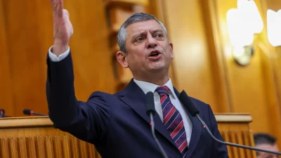 CHP Genel Başkanı Özgür Özel, TBMM’de partisinin grup toplantısında yaptığı