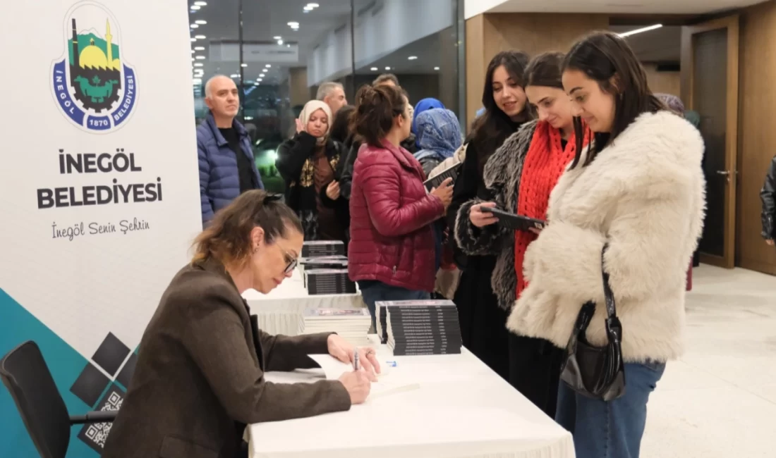 Bursa’da İnegöl Belediyesi, Otizmli Araştırmacı Yazar Espina Hande Ayas’ın konuşmacı