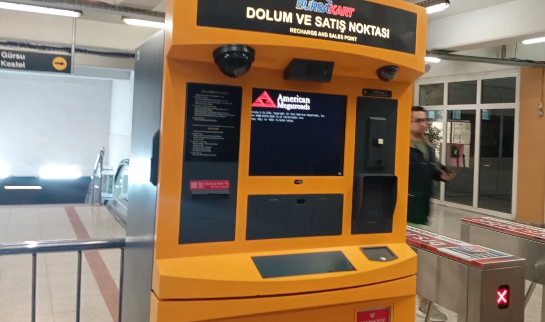 Bursa’da metro istasyonlarına yerleştirilen Bursakart kiosk cihazları, Osmangazi Metro İstasyonu’nda