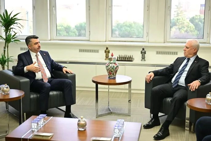 Bursa Büyükşehir Belediye Başkanı Mustafa Bozbey, Yıldırım Belediye Başkanı Oktay