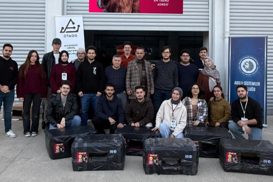 Uludağ Üniversitesi öğrencileri, dijital hayvansever platformu HAWE-Mİ ile iş birliği