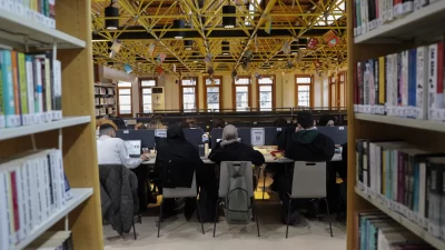 Bursa Büyükşehir Belediyesi’nin kütüphaneleri her yaştan Bursalıyı bilgiyle buluştururken, 2025’te
