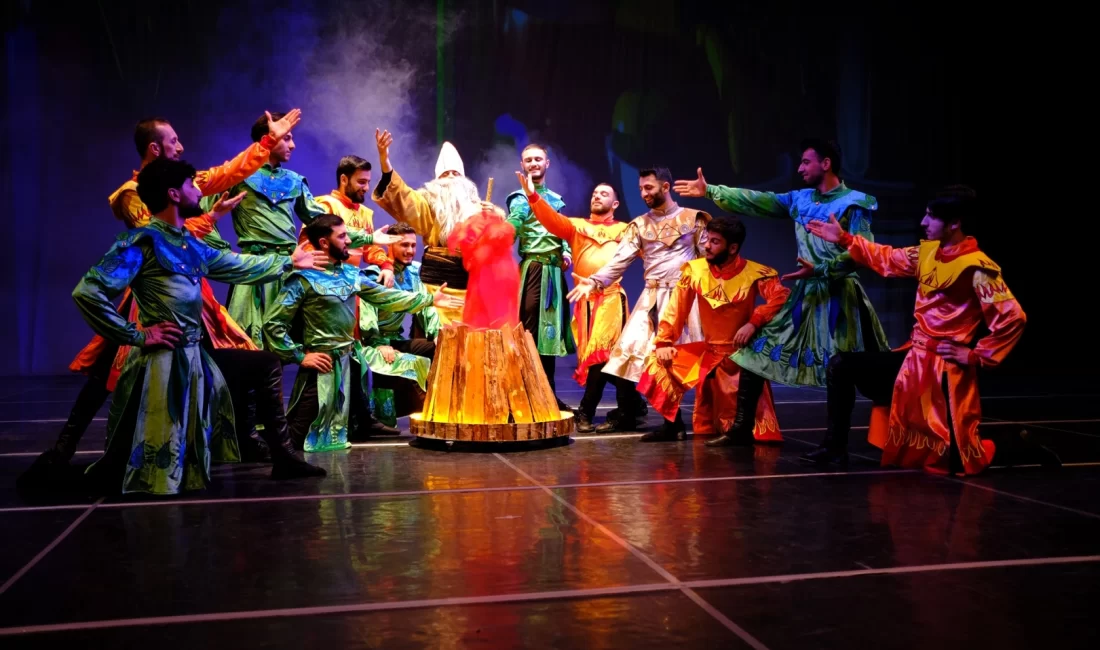 Gaziantep Büyükşehir Belediyesi tarafından düzenlenen Gaziantep’n Genç Yıldızları Ödül Töreni’nde