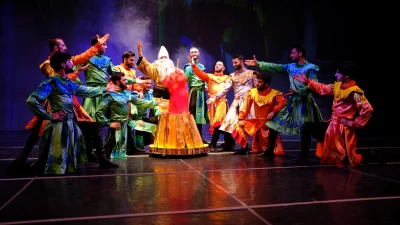 Gaziantep Büyükşehir Belediyesi tarafından düzenlenen Gaziantep’n Genç Yıldızları Ödül Töreni’nde