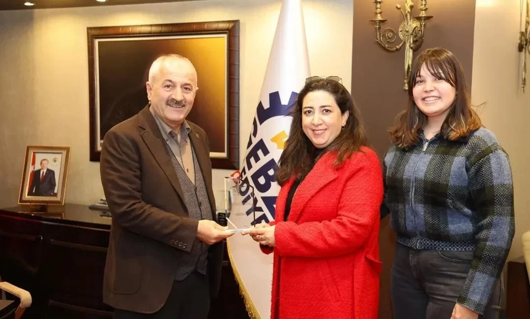 Kirazpınar Sağlık Ocağı çalışanları, Gebze Belediye Başkanı Zinnur Büyükgöz’ü ziyaret