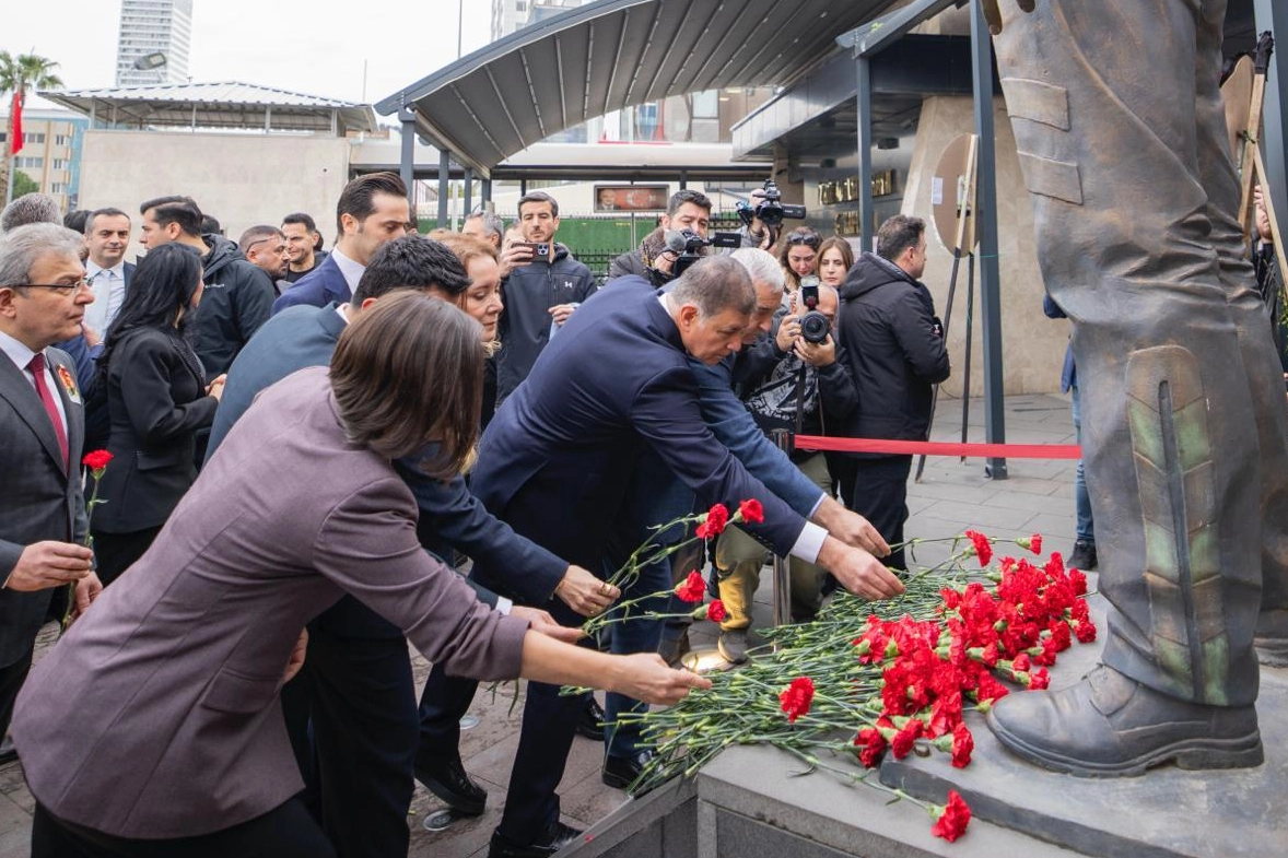 İzmir Büyükşehir Belediye Başkanı Dr. Cemil Tugay, 5 Ocak 2017’de