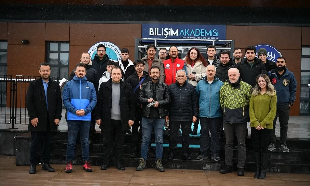 Kayseri Büyükşehir Belediyesi, akıllı şehircilik alanında hayata geçirdiği yenilikçi projelerle