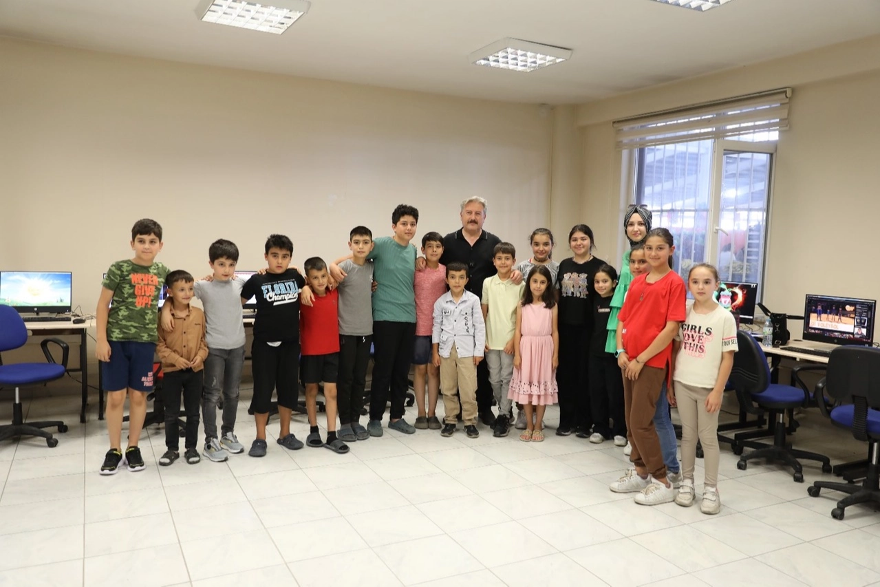 İlçedeki vatandaşların sosyal yaşamını güçlendirmek ve yaşam kalitesini artırmak amacıyla