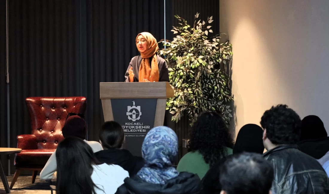 Kocaeli Büyükşehir Belediyesi Akademi Liseleri, mezunların başarı hikâyeleriyle öğrencileri geleceğe