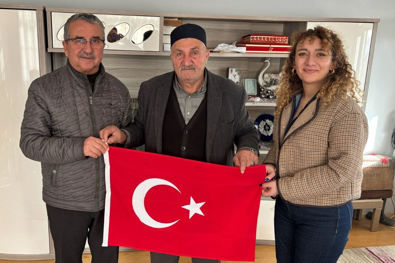 Kocaeli İzmit Belediyesi, Körfez’de ikamet eden Kıbrıs Gazileri Süleyman Çatır,
