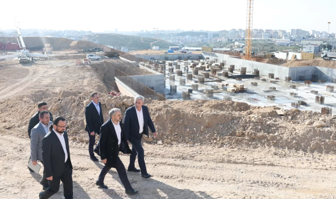 Kocaeli’de Çayırova Belediye Başkanı Bünyamin Çiftçi, Çayırova’nın en büyük hayali