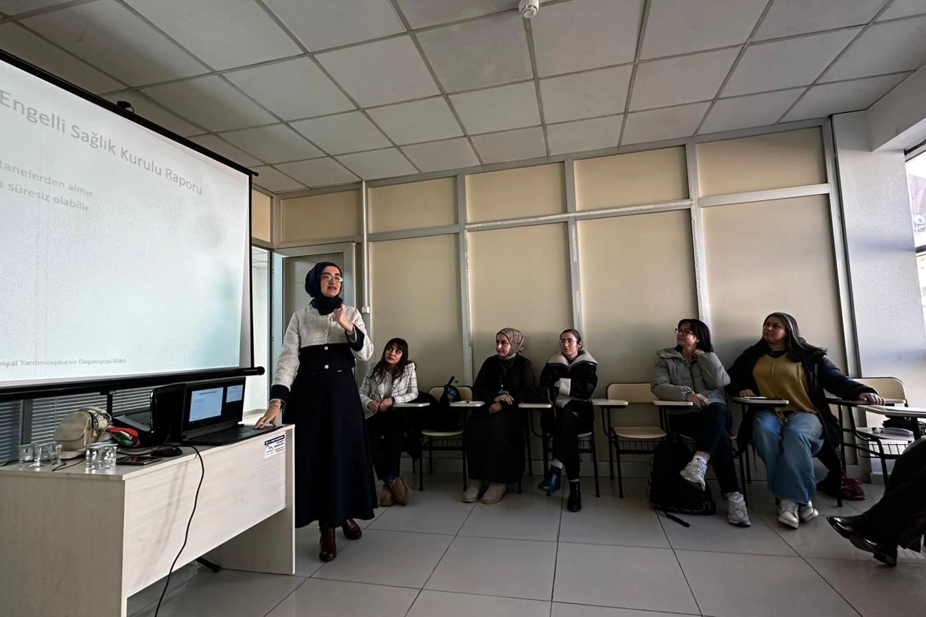 Engelli bireylerin ailelerini güçlendirmeyi ve yaşam süreçlerinde destek olmayı amaçlayan