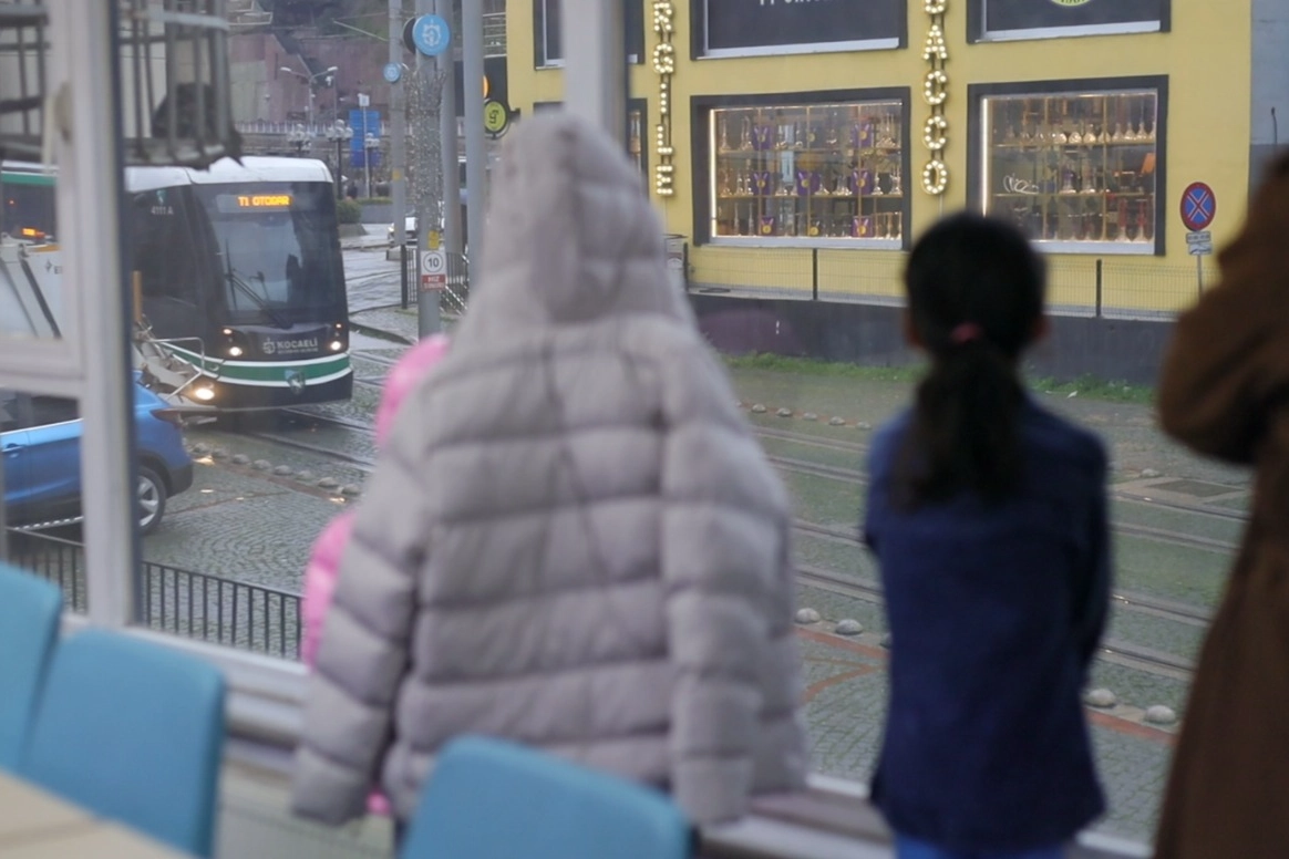 Kocaeli Büyükşehir Belediyesi, Körfez Devlet Hastanesi mescidinde kalan bir aileyi