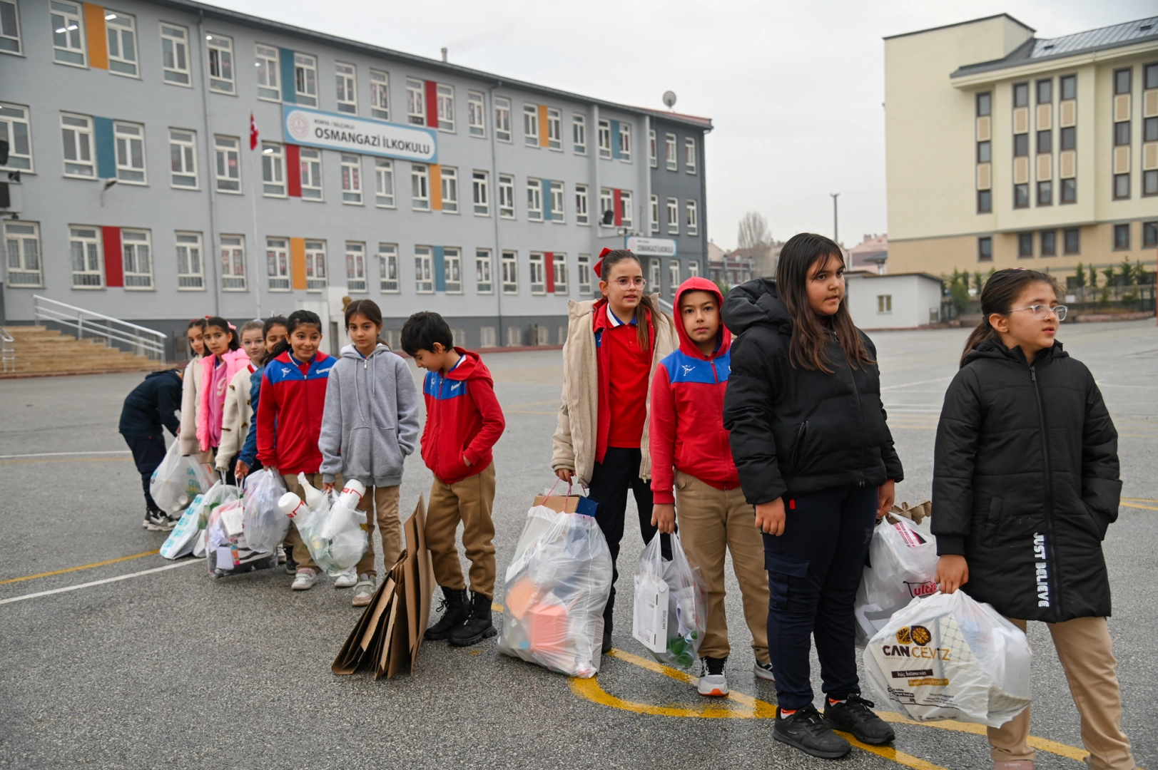 Selçuklu Belediyesi’nin çevre bilincini artırmak amacıyla düzenlediği “Okullar Sıfır Atık