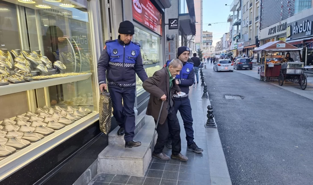 Kocaeli Büyükşehir Belediyesi Zabıta Dairesi Başkanlığı’na bağlı ekipler, kentin farklı