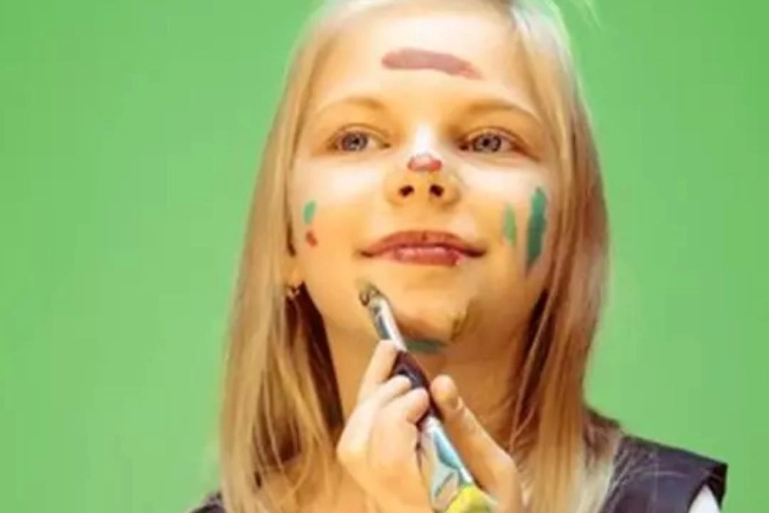 Uzman Klinik Psikolog Meryem Karayaşar Ertan, küçük yaşlarda makyaj kullanımına