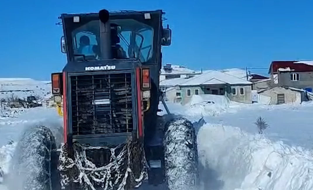 Malatya Büyükşehir Belediyesi, özellikle yüksek kesimlerde etkili olan kar yağışı