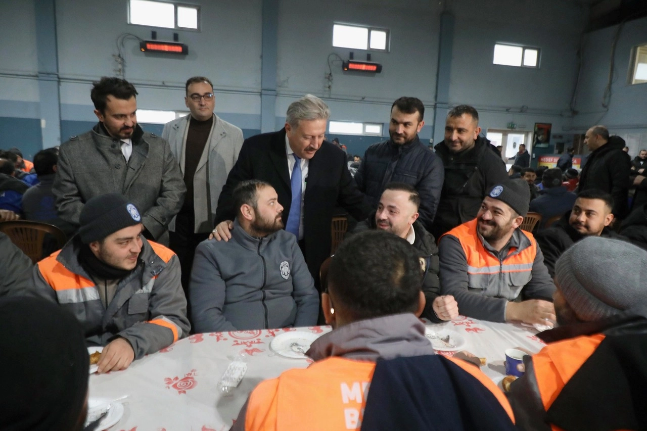 Kayseri Melikgazi Belediye Başkanı Doç. Dr. Mustafa Palancıoğlu, teknik birimlerdeki