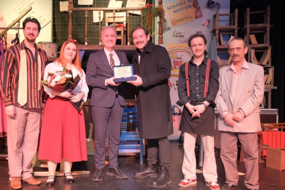 Ordu Büyükşehir Belediyesi Karadeniz Tiyatrosu (OBBKT), başarılarına bir yenisini daha