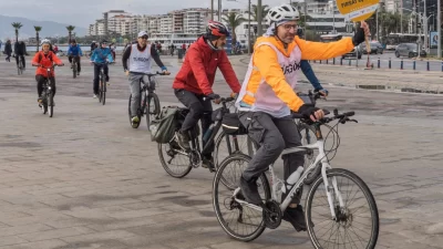 İzmir Büyükşehir Belediyesi ile Türkiye Görme Özürlüler Kitaplığı (TÜRGÖK) iş