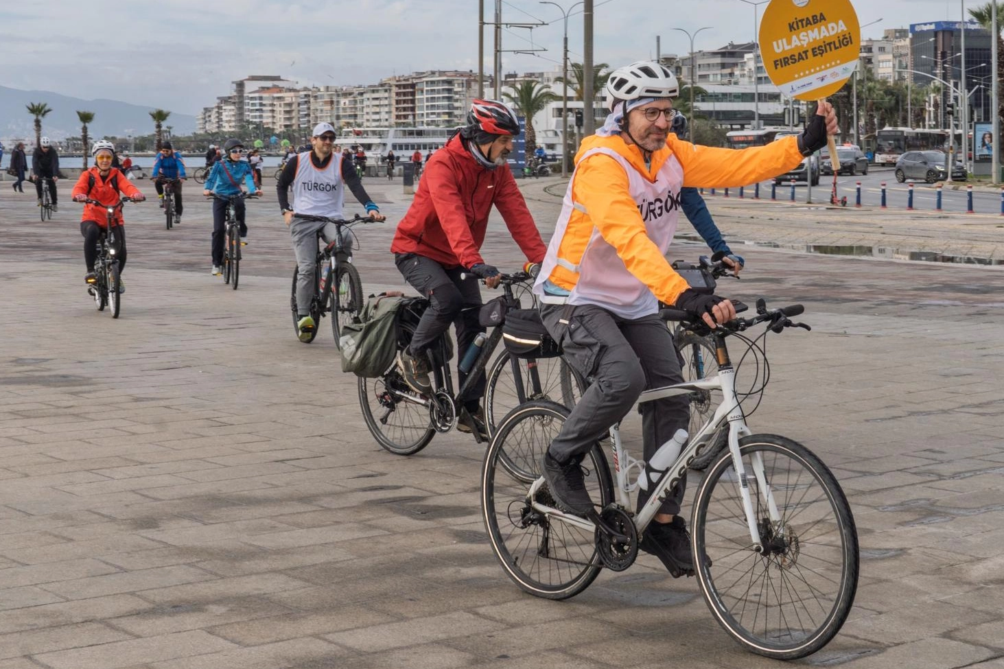 İzmir Büyükşehir Belediyesi ile Türkiye Görme Özürlüler Kitaplığı (TÜRGÖK) iş