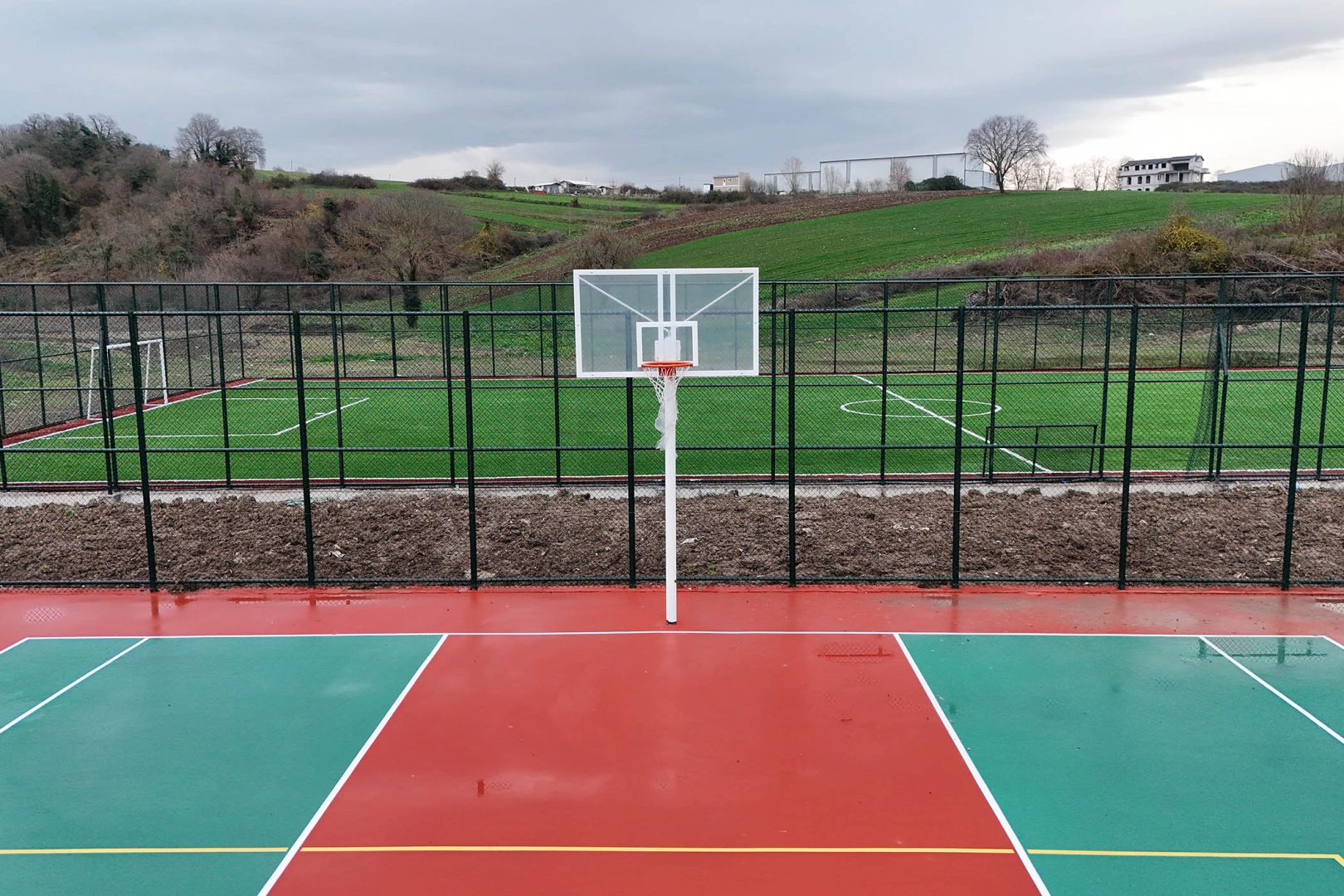 Sakarya Büyükşehir Belediyesi, çocukları ve gençleri kötü alışkanlıklardan uzak tutmak,