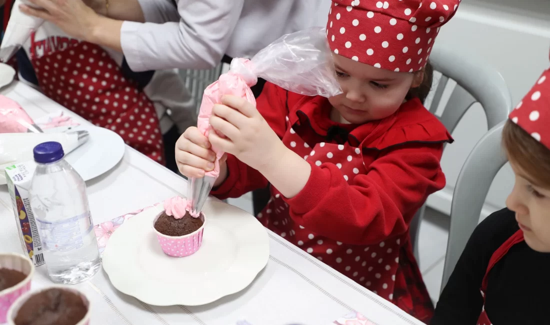 Sakarya Büyükşehir Belediyesi’nin SAMEK merkezlerinde düzenlediği atölye çalışmaları kapsamında anaokulu
