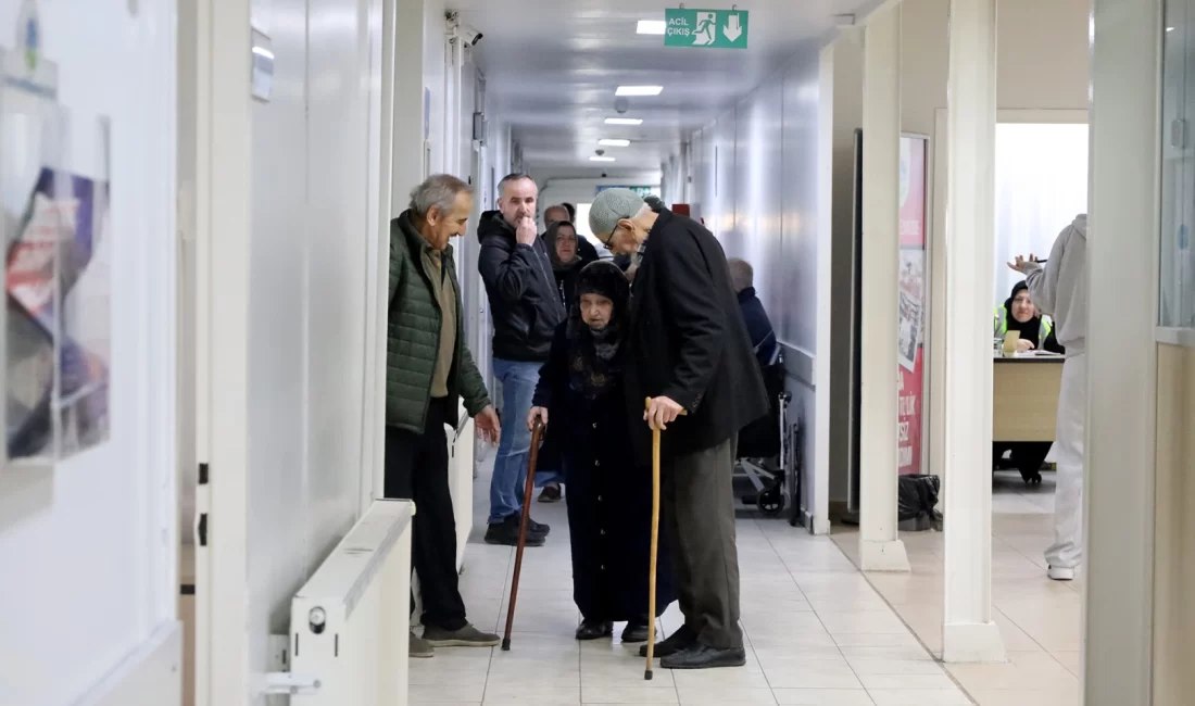 Sakarya Büyükşehir Belediyesi Tıp Merkezi, teknik donanımı, uzman hekim kadrosu