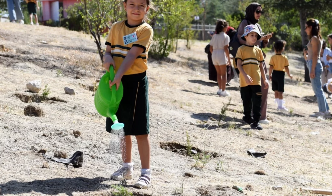“Yeşil Vatan – Benim Okulum Geleceğe ÇARE” etkinlikleri kapsamında “İklim